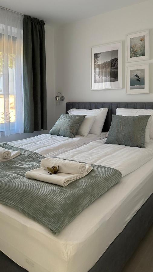 Linden Apartman 001 - Adults Only Mosonmagyaróvár Kültér fotó