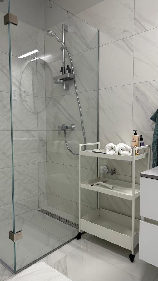 Linden Apartman 001 - Adults Only Mosonmagyaróvár Kültér fotó